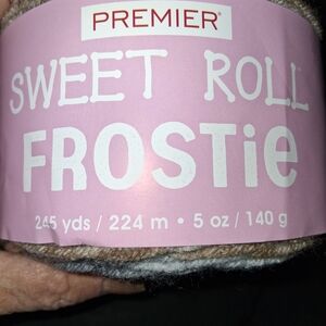 Premier Sweet Roll Frostie Yarn